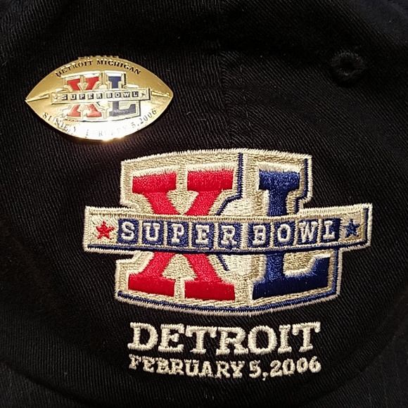 NWT Super Bowl XL (Steelers Won) Reebok cap w/pin - Picture 2 of 5